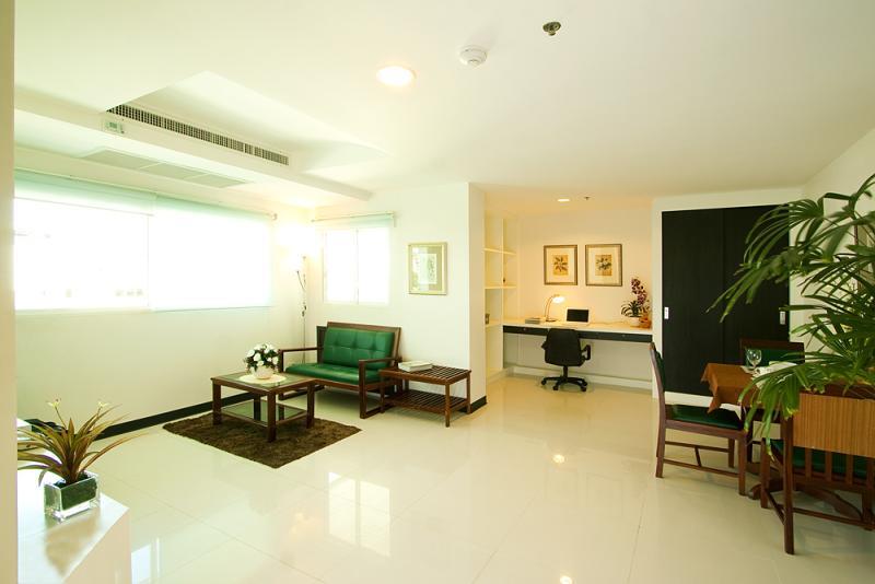 Laurel Suite 曼谷 客房 照片